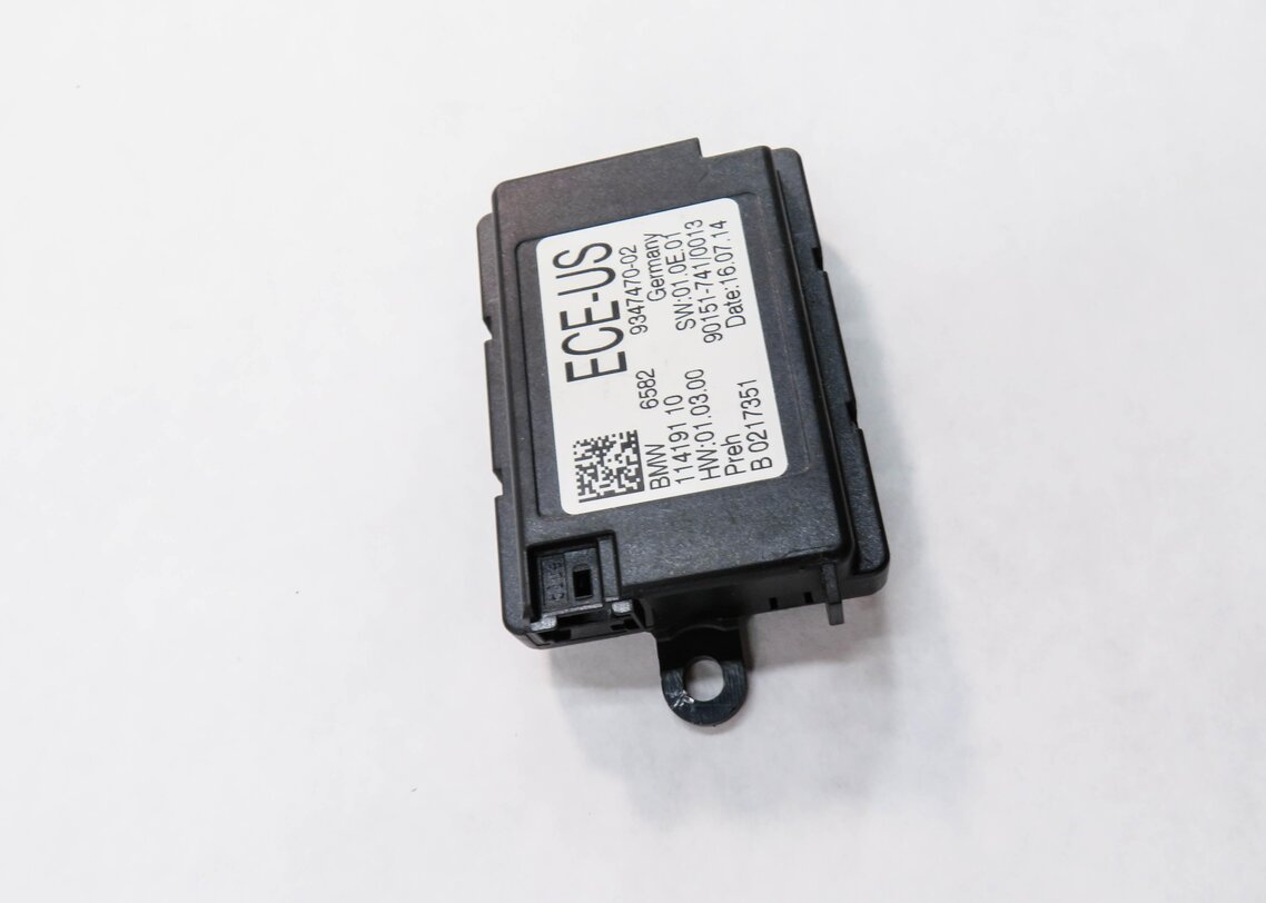 Thumbnail 3: 2015 BMW 335i (F30) RADIO STEREO GPS NAVIGATION i-DRIVE CONTROL MODULE