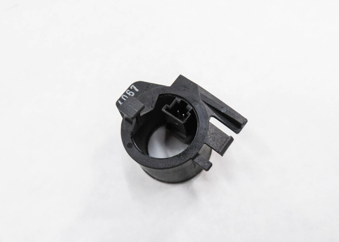 2015 BMW 335i (F30) IGNITION SWITCH IMMOBILIZER KEY RING SENSOR