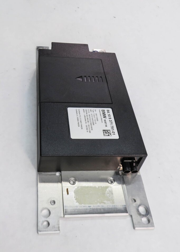 Thumbnail 4: 2015 BMW 335i (F30) BLUETOOTH TELEMATICS COMMUNICATION CONTROL MODULE