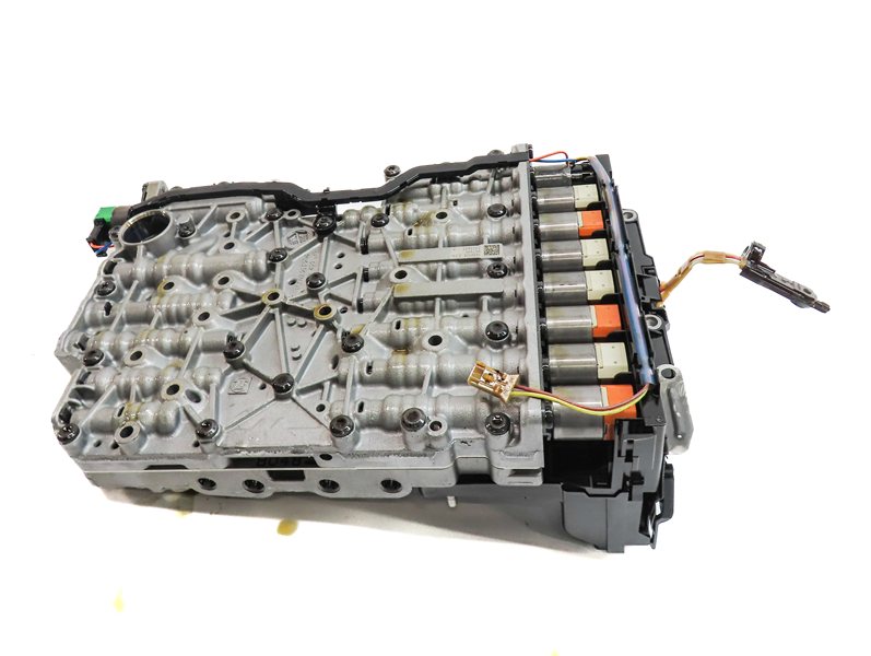 Thumbnail 6: 14-19 BMW 335i 435i X6 (F16 F30 F31 F32 F33) 8HP45 AUTO TRANSMISSION VALVE BODY