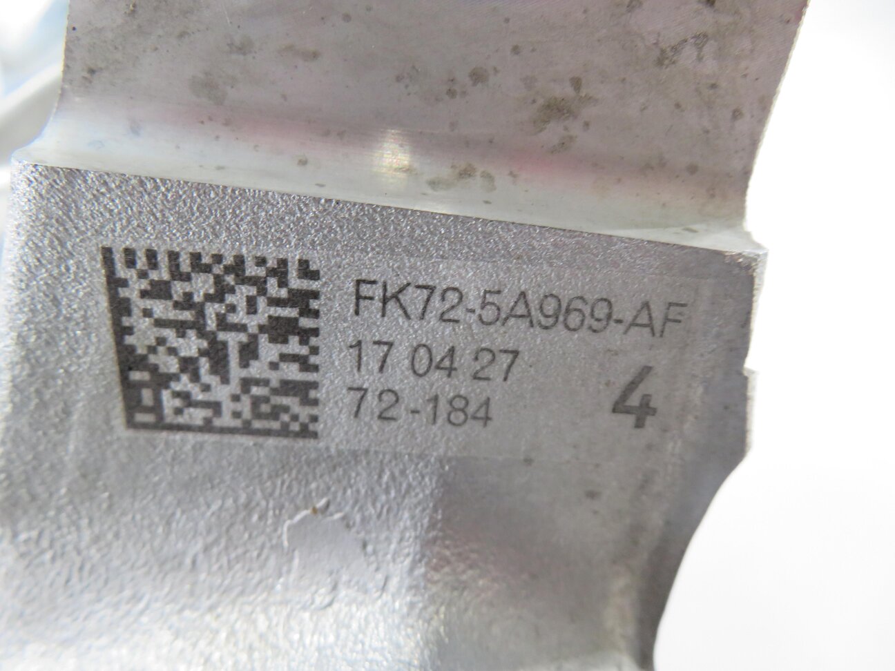 Thumbnail 6: 2015-2019 LAND ROVER DISCOVERY SPORT (L550) RIGHT PASSENGER REAR SPINDLE KNUCKLE
