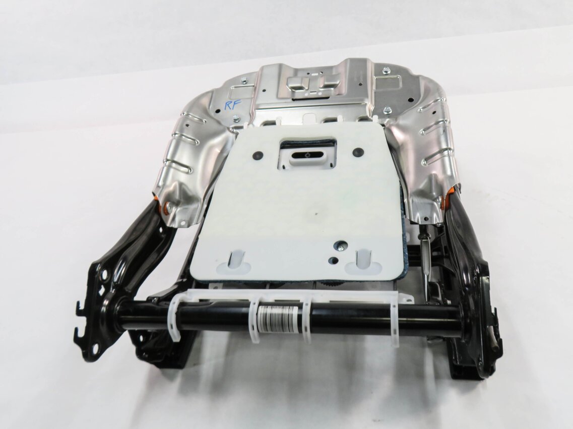 Thumbnail 2: 2015-2017 LAND ROVER DISCOVERY SPORT (L550) PASSENGER SEAT TRACK w/ MOTORS