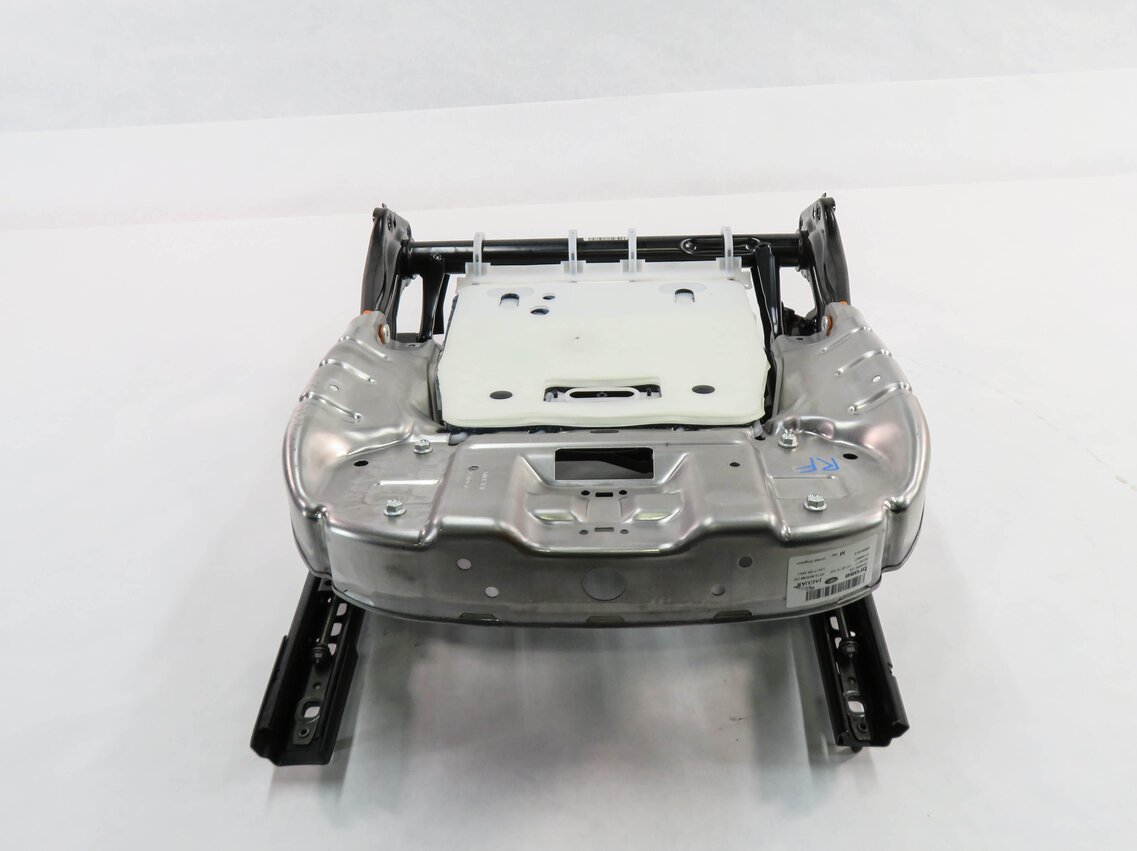 Thumbnail 5: 2015-2017 LAND ROVER DISCOVERY SPORT (L550) PASSENGER SEAT TRACK w/ MOTORS