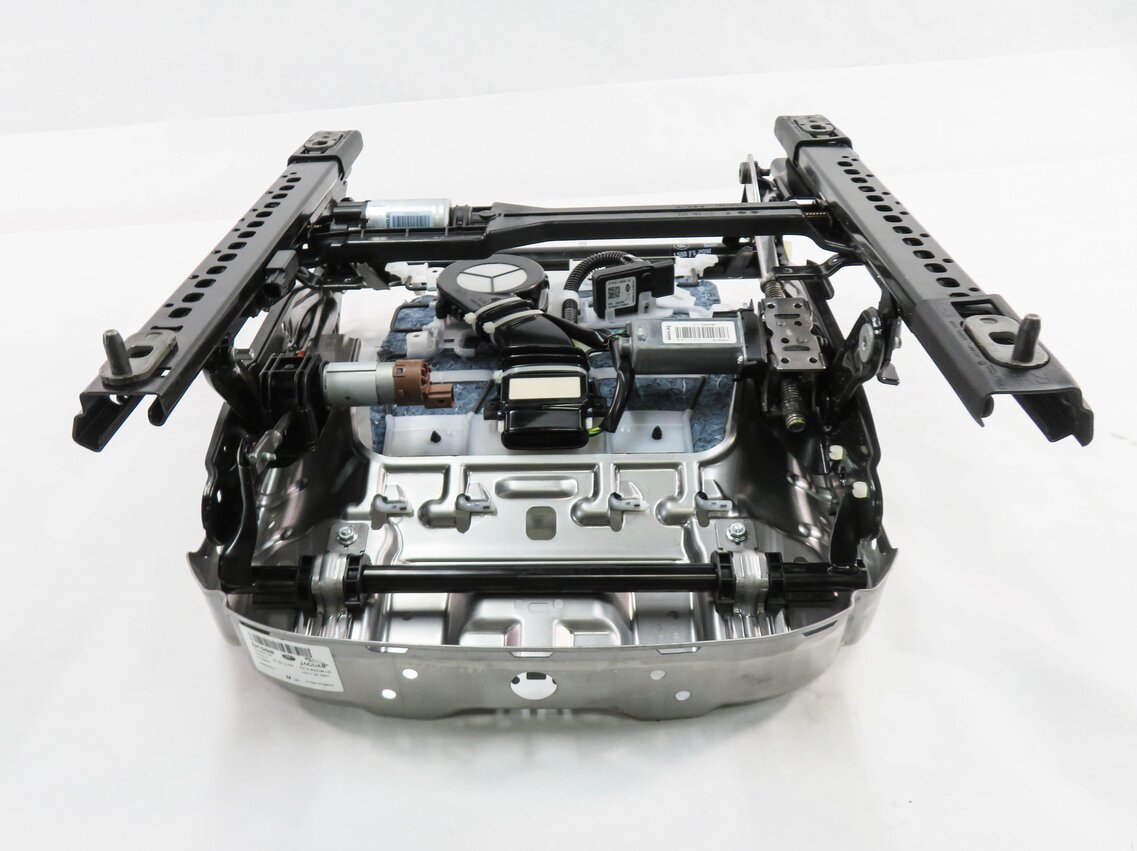 Thumbnail 8: 2015-2017 LAND ROVER DISCOVERY SPORT (L550) PASSENGER SEAT TRACK w/ MOTORS