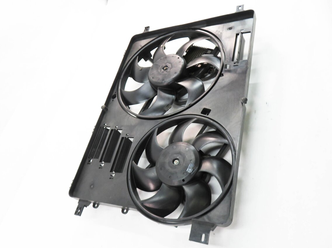 Thumbnail 4: 12-17 LR2 DISCOVERY SPORT RANGE ROVER EVOQUE (L538 L550) RADIATOR COOLING FAN