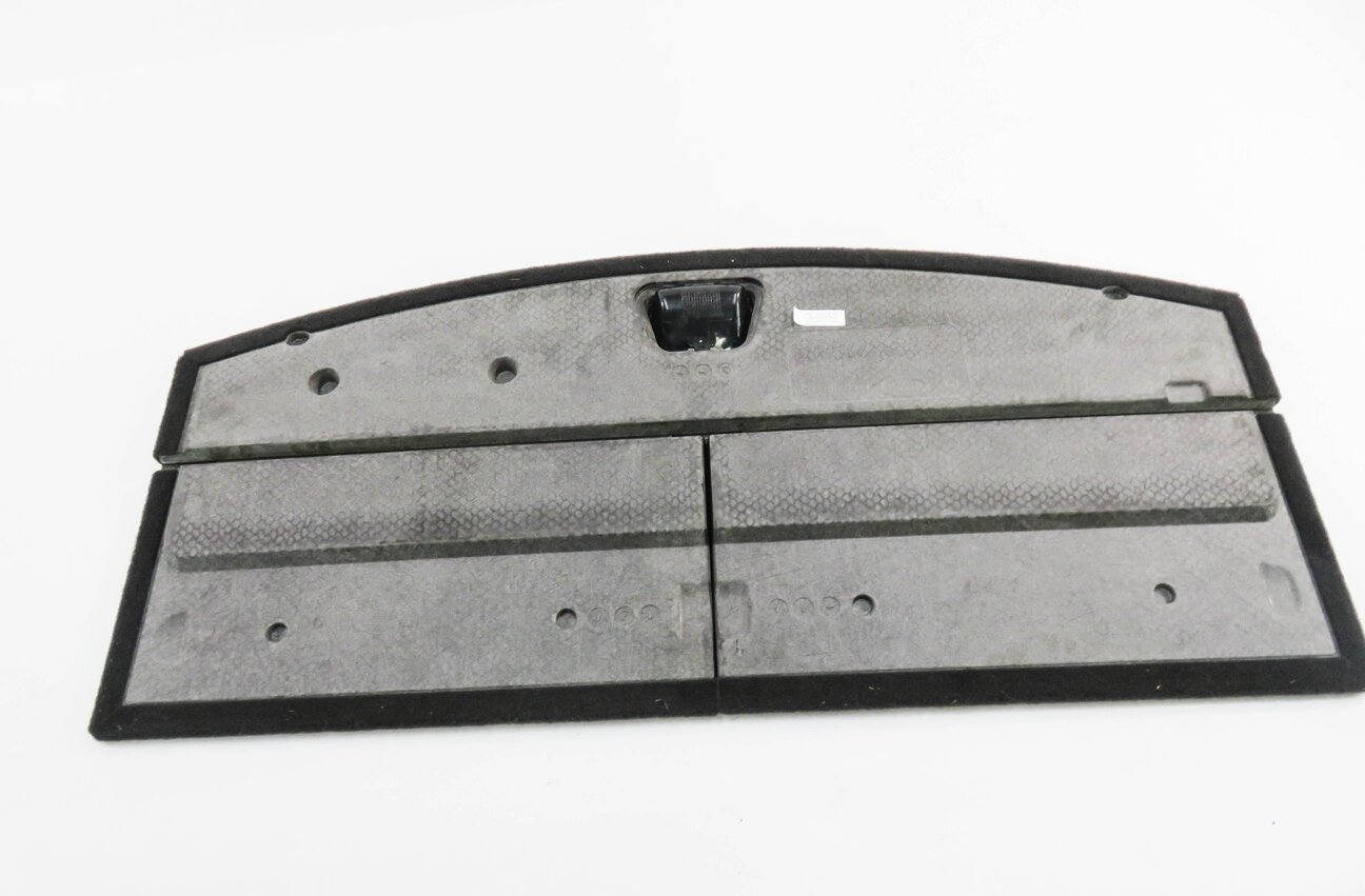 Thumbnail 6: 2017 LAND ROVER DISCOVERY SPORT (L550) REAR SPARE TIRE COVER TRIM w/ 3rd ROW