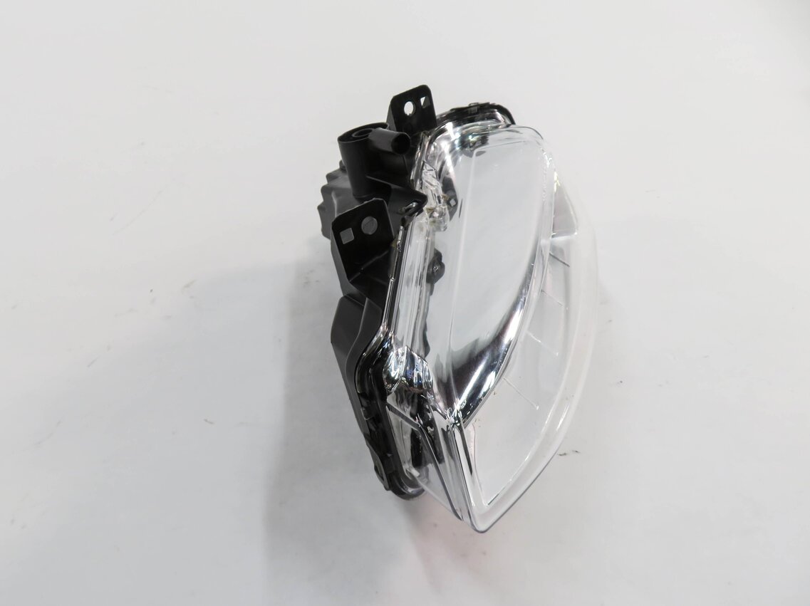 Thumbnail 4: 2015-2019 LAND ROVER DISCOVERY SPORT (L550) LEFT FOGLIGHT FOG LIGHT LAMP