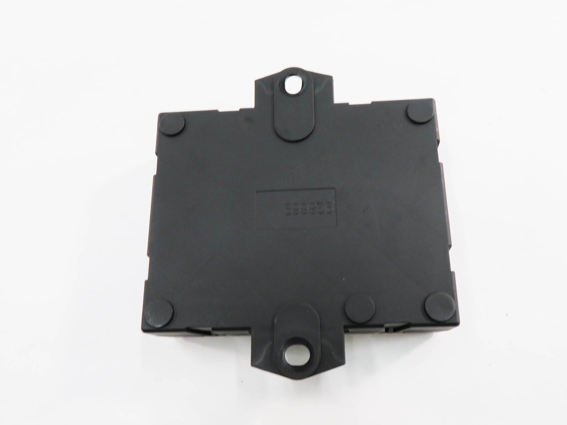 Thumbnail 5: 2017 LAND ROVER DISCOVERY SPORT (L550) REAR TRUNK LIFTGATE CONTROL MODULE