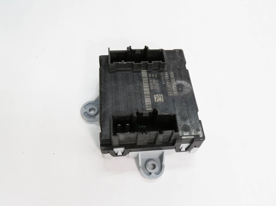 Thumbnail 4: 2017 LAND ROVER DISCOVERY SPORT (L550) RIGHT FRONT PASSENGER DOOR CONTROL MODULE