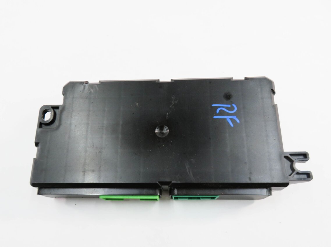 Thumbnail 4: 2015-2017 LAND ROVER DISCOVERY SPORT (L550) PASSENGER SEAT CONTROL MODULE