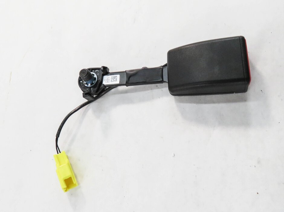Thumbnail 3: 2017 LAND ROVER DISCOVERY SPORT (L550) REAR 3rd ROW - LEFT SEATBELT RECEIVER