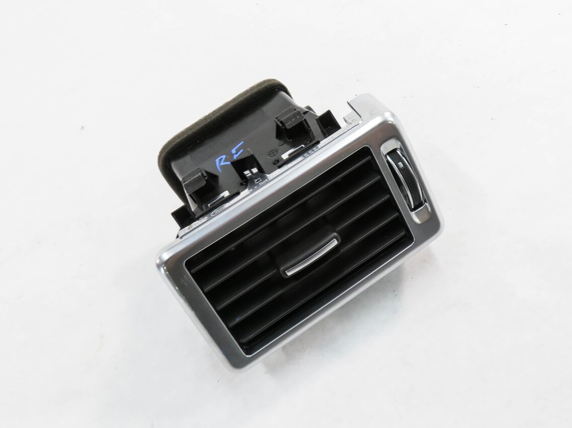 Thumbnail 1: 2017 LAND ROVER DISCOVERY SPORT (L550) RIGHT PASSENGER DASH HEATER A/C AIR VENT