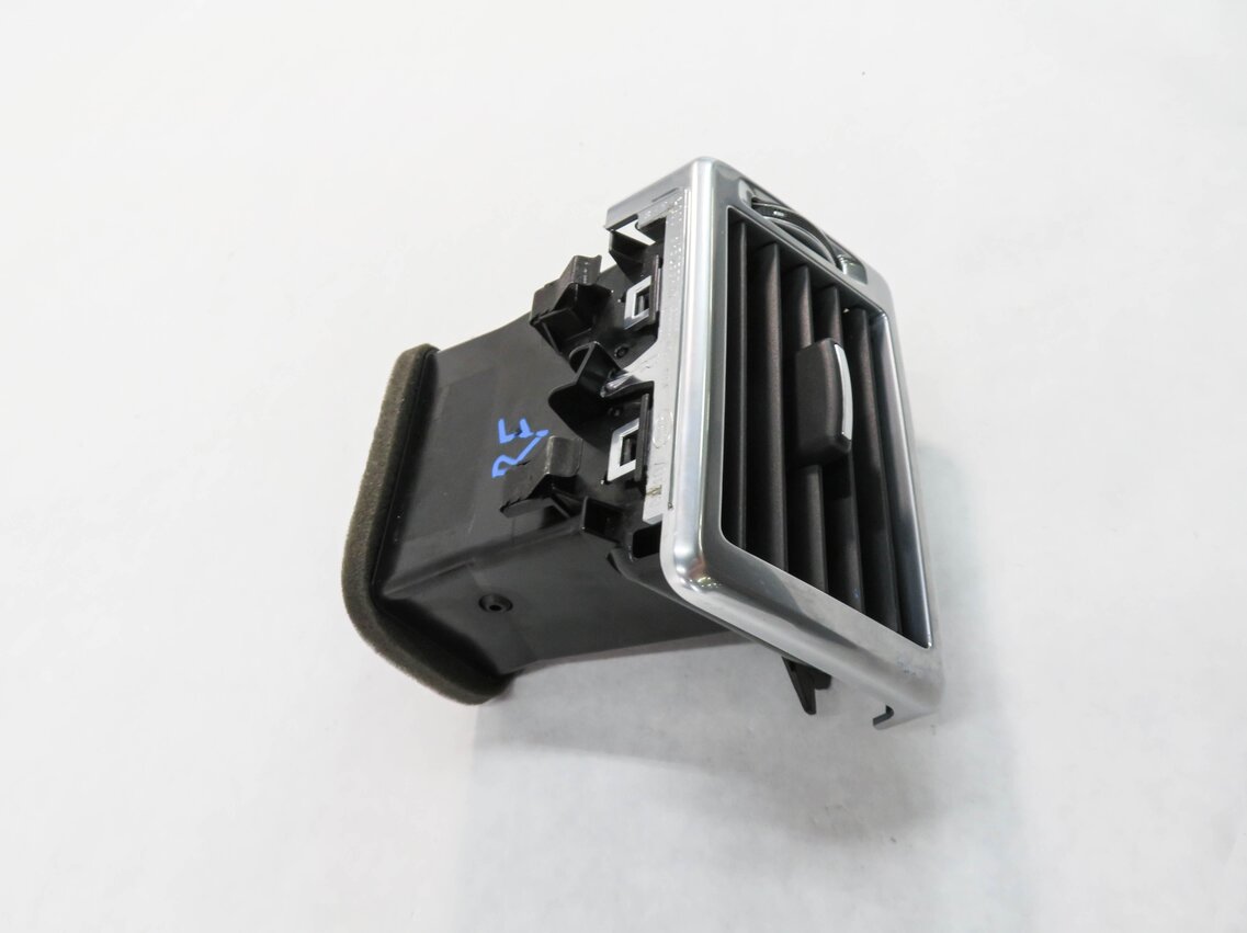 Thumbnail 3: 2017 LAND ROVER DISCOVERY SPORT (L550) RIGHT PASSENGER DASH HEATER A/C AIR VENT