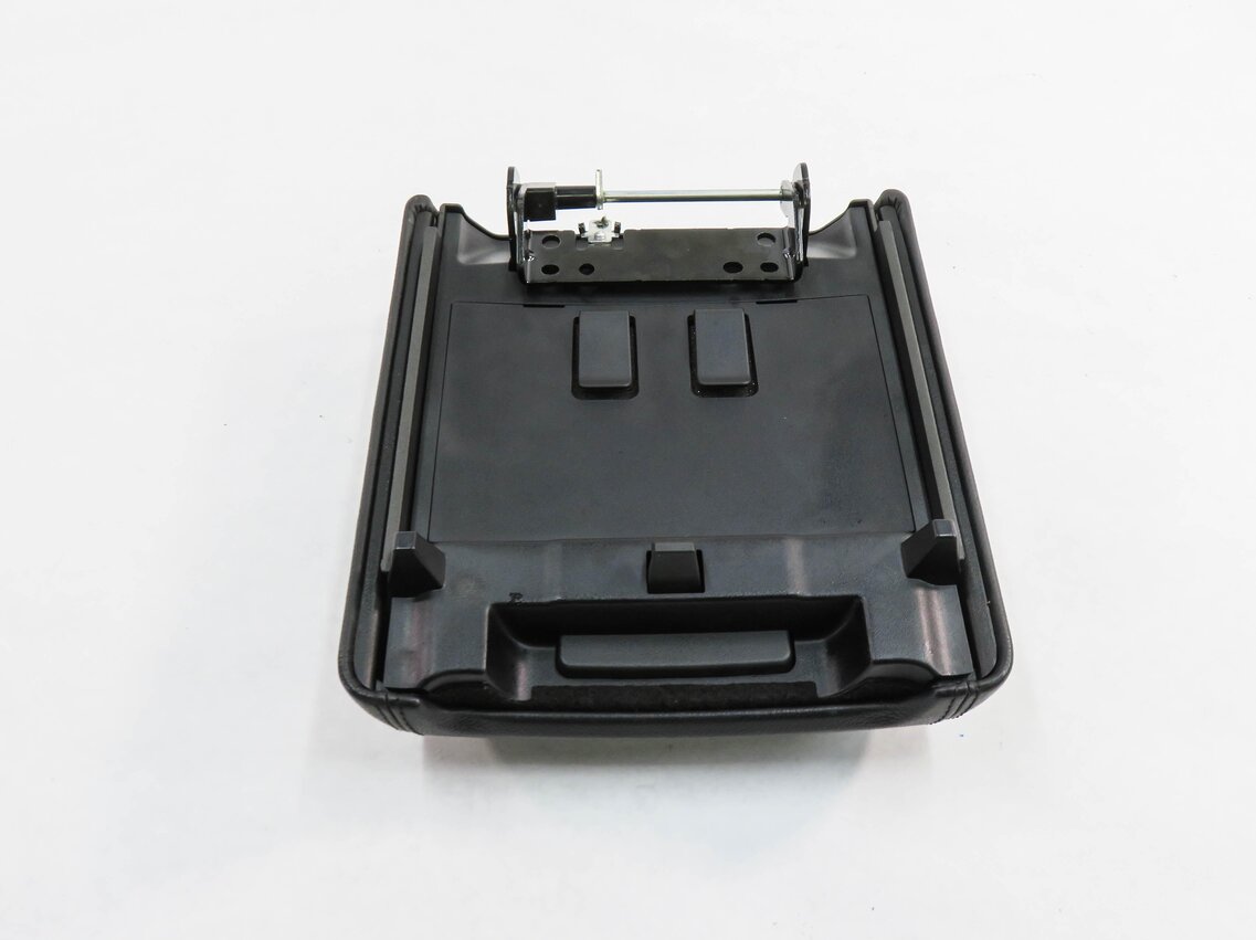Thumbnail 6: 2015-2019 DISCOVERY SPORT (L550) FRONT CENTER CONSOLE ARMREST LID (BLACK)