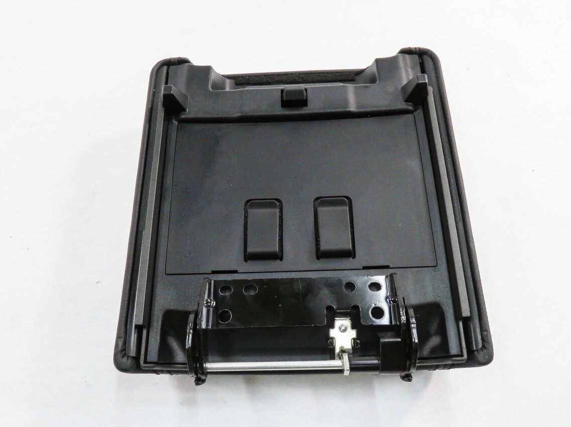 Thumbnail 7: 2015-2019 DISCOVERY SPORT (L550) FRONT CENTER CONSOLE ARMREST LID (BLACK)