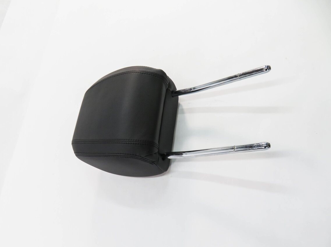 Thumbnail 3: 2017 LAND ROVER DISCOVERY SPORT (L550) FRONT SEAT HEADREST (BLACK LEATHER)