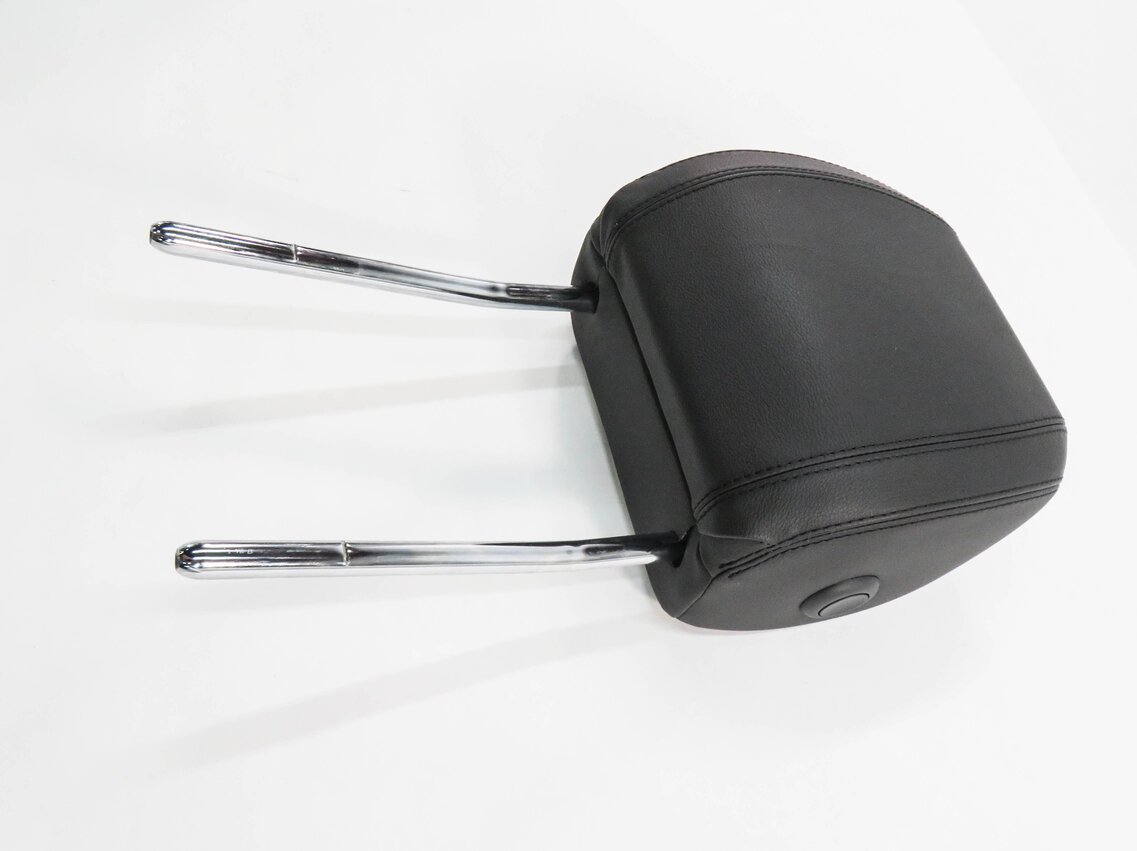 Thumbnail 4: 2017 LAND ROVER DISCOVERY SPORT (L550) FRONT SEAT HEADREST (BLACK LEATHER)