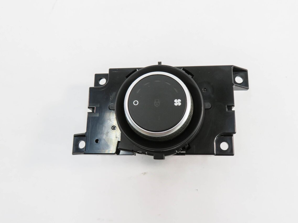 Thumbnail 2: 2017 LAND ROVER DISCOVERY SPORT (L550) RIGHT REAR HEATER CONTROL KNOB SWITCH