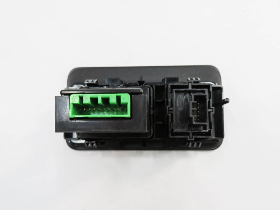 Thumbnail 5: 2017 LAND ROVER DISCOVERY SPORT (L550) REAR HATCH RELEASE DIMMER SWITCH BUTTON