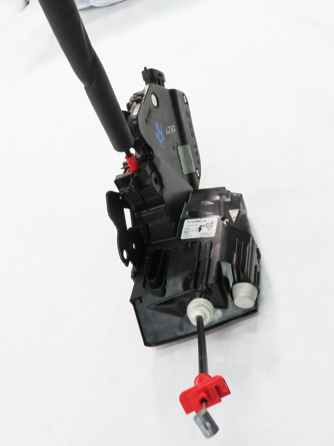 Thumbnail 4: 2015-2019 LAND ROVER DISCOVERY SPORT (L550) RIGHT REAR PASSIVE DOOR LOCK LATCH