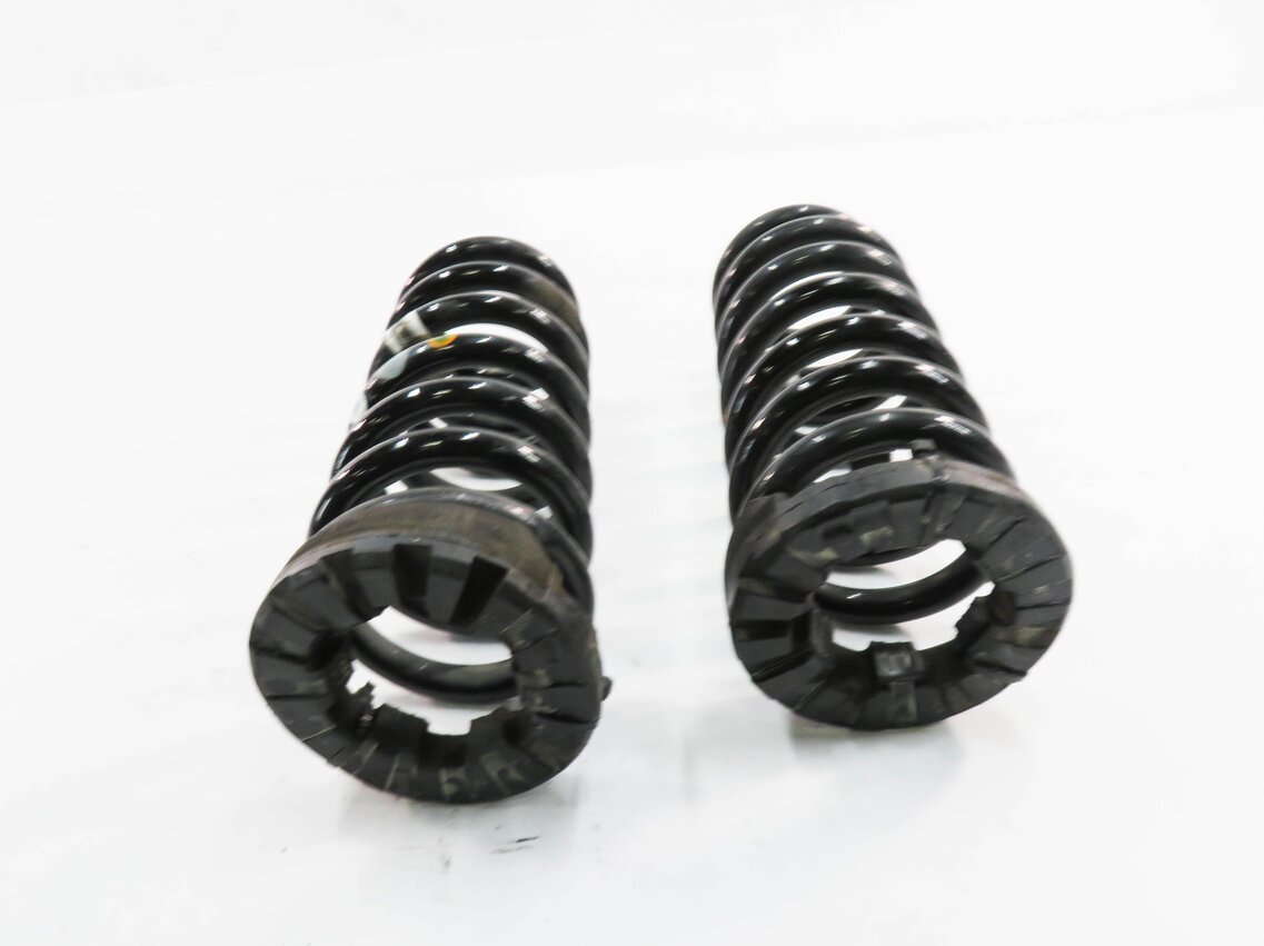 Thumbnail 6: 2015-2019 LAND ROVER DISCOVERY SPORT (L550) REAR SUSPENSION COIL SPRING SET-2