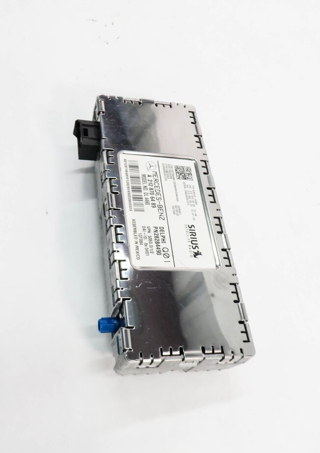 Thumbnail 4: 10-16 MERCEDES C250 C300 C350 E350 E550 GLK350 ML350 - SIRIUS SATELLITE RECEIVER