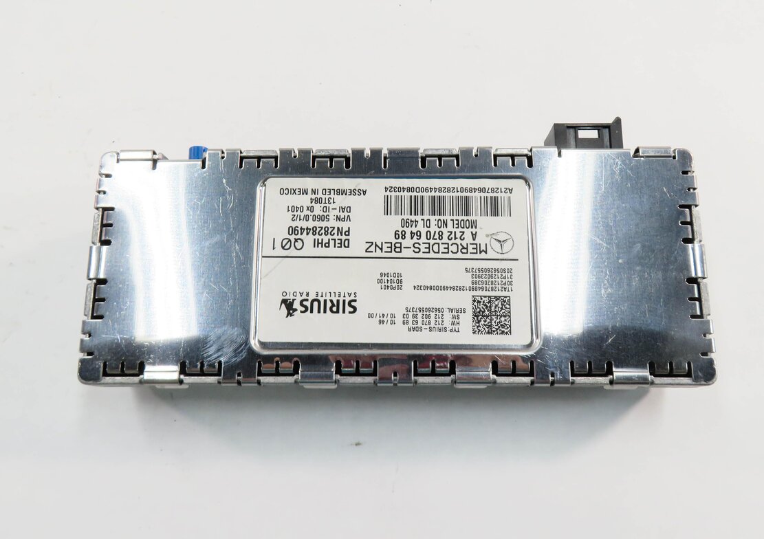 Thumbnail 5: 10-16 MERCEDES C250 C300 C350 E350 E550 GLK350 ML350 - SIRIUS SATELLITE RECEIVER