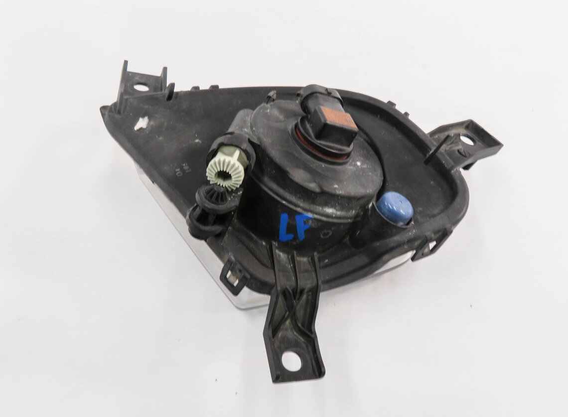 Thumbnail 5: 2009-2012 BMW 323i 328i 335i (E90) LEFT FRONT DRIVER FOGLIGHT LIGHT LAMP