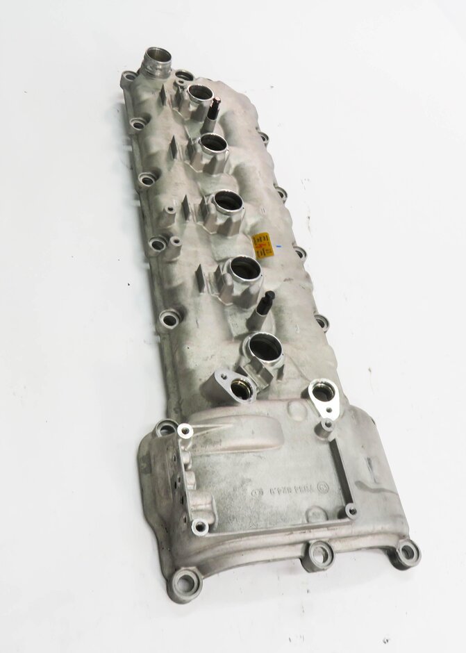 Thumbnail 3: 2006-2010 BMW M5 M6 ///M (E60 E63) 5.0L S85 V10 ENGINE - LEFT VALVE COVER