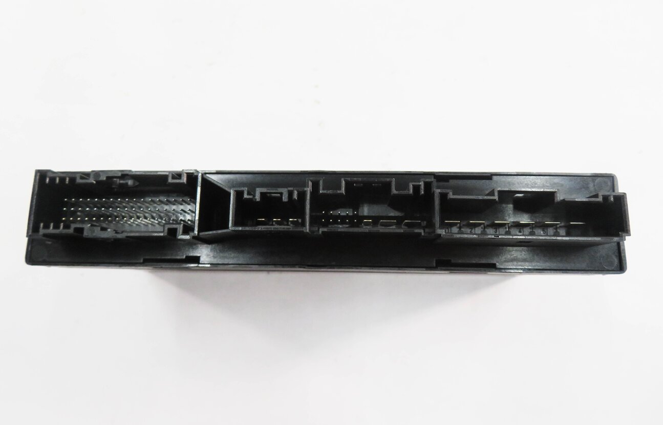 Thumbnail 7: 2006 BMW M6 ///M (E63) PRIMARY BODY CONTROL MODULE COMPUTER