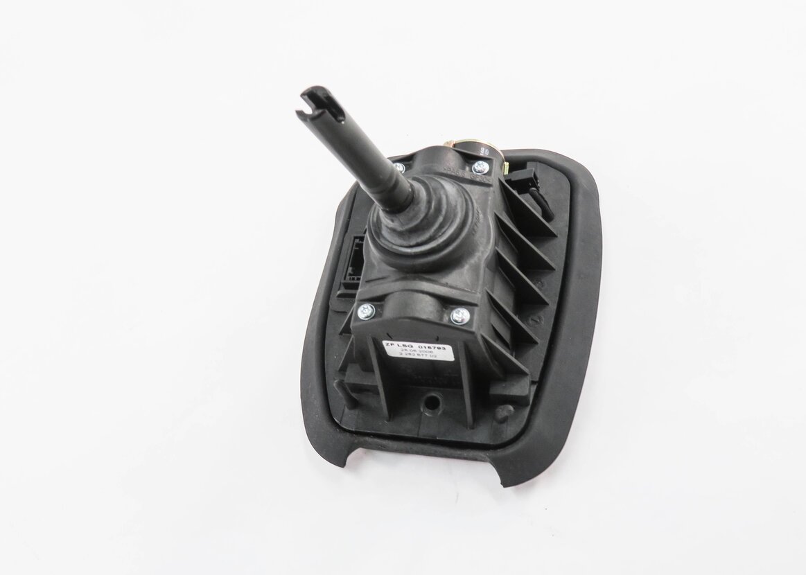 Thumbnail 2: 2006 BMW M6 ///M (E63) SMG TRANSMISSION GEAR SHIFTER