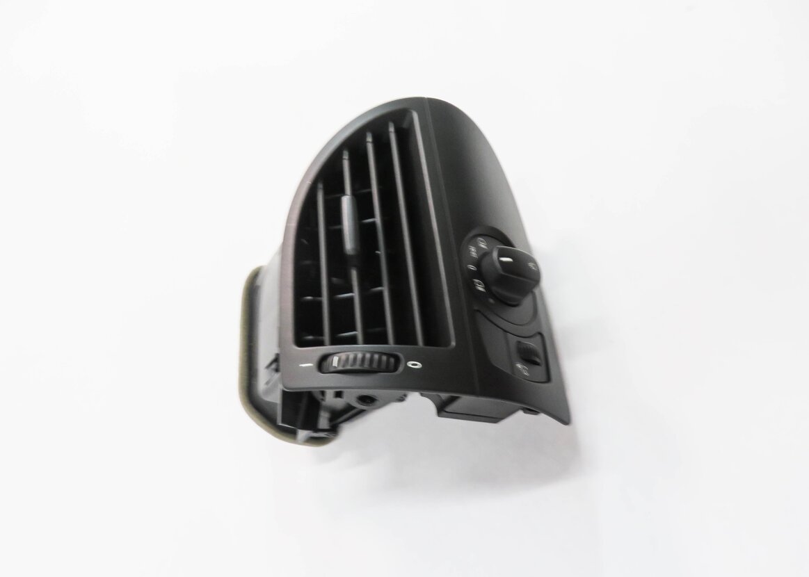 Thumbnail 3: 2006 BMW M6 ///M (E63) HEADLIGHT SWITCH w/ HEATER A/C AIR VENT