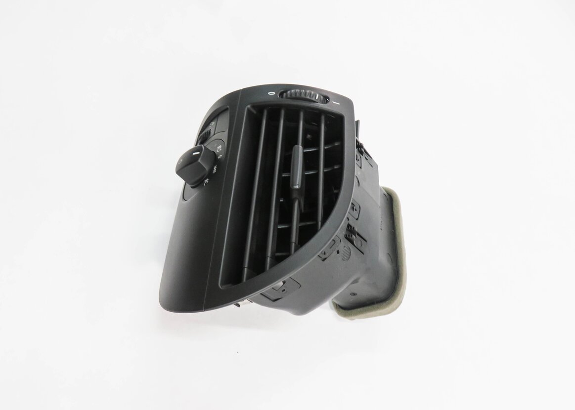 Thumbnail 4: 2006 BMW M6 ///M (E63) HEADLIGHT SWITCH w/ HEATER A/C AIR VENT