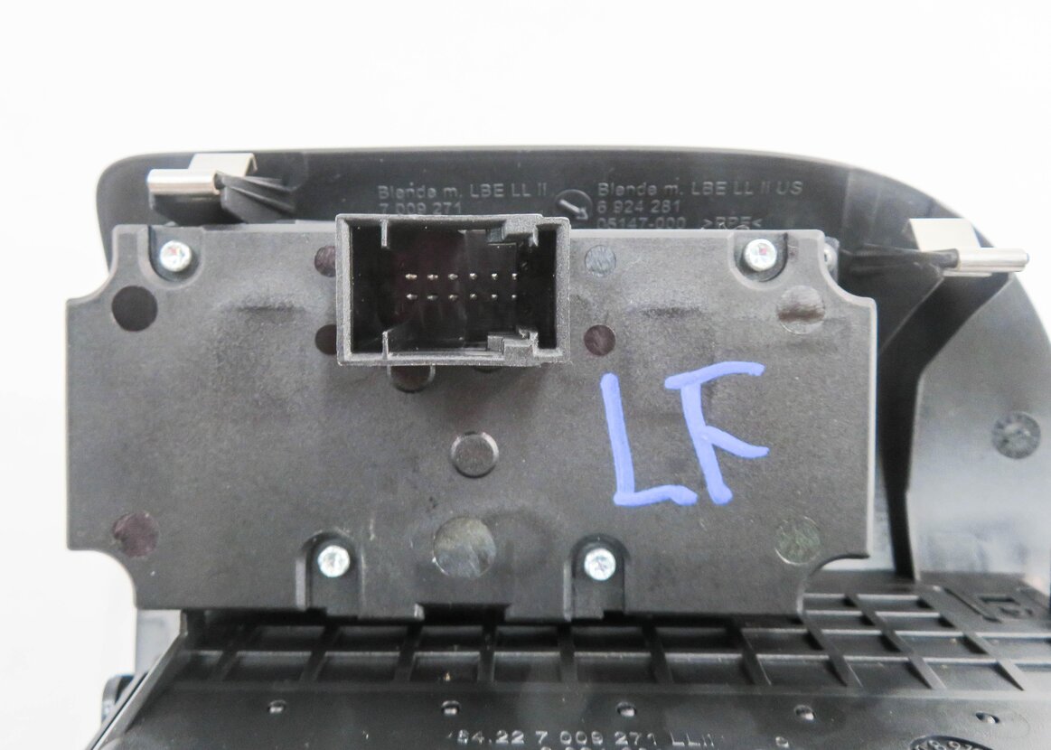 Thumbnail 7: 2006 BMW M6 ///M (E63) HEADLIGHT SWITCH w/ HEATER A/C AIR VENT