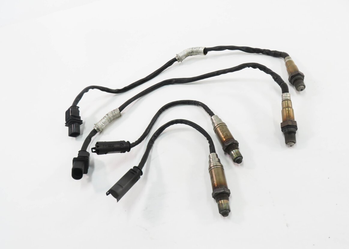 Thumbnail 2: 2006 BMW M6 ///M (E63) 5.0L - PRE / POST CAT O2 OXYGEN LAMBDA PROBE SENSOR SET-4