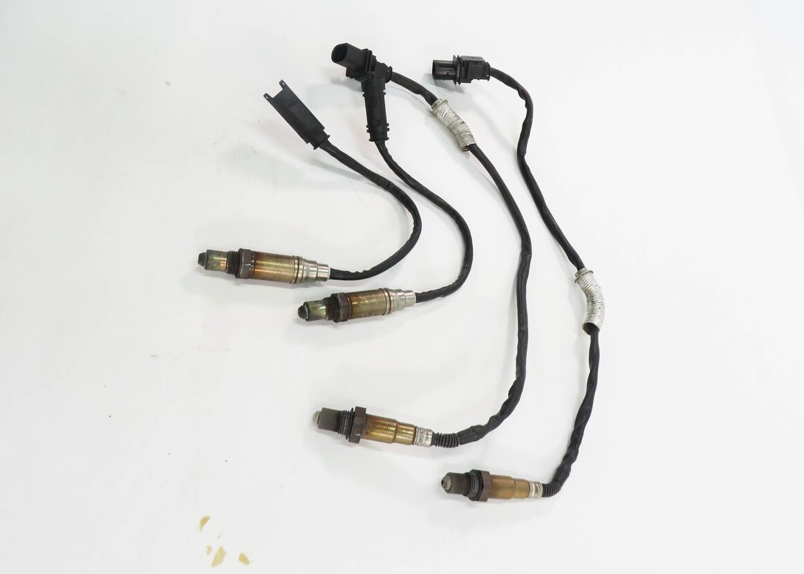 Thumbnail 3: 2006 BMW M6 ///M (E63) 5.0L - PRE / POST CAT O2 OXYGEN LAMBDA PROBE SENSOR SET-4