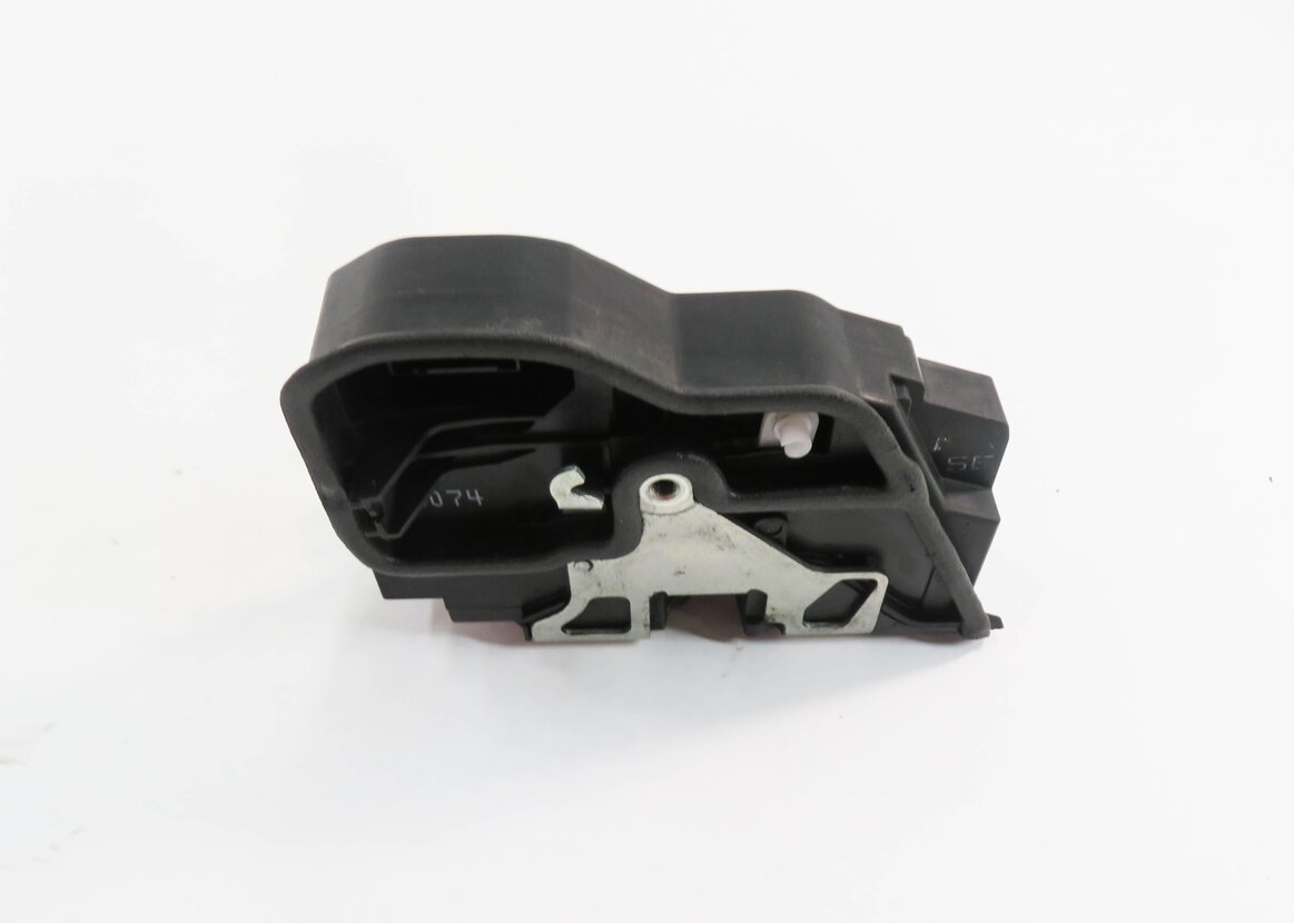 Thumbnail 4: 2006 BMW M6 ///M (E63) RIGHT FRONT PASSENGER DOOR LOCK LATCH ACTUATOR MOTOR