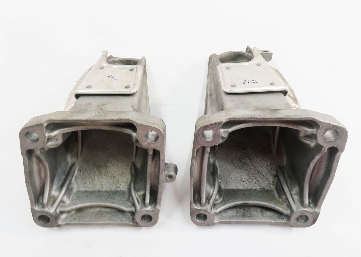 Thumbnail 7: 2006 BMW M6 ///M (E63) 5.0L S85 V10 ENGINE - MOTOR MOUNT BRACKET SET-2