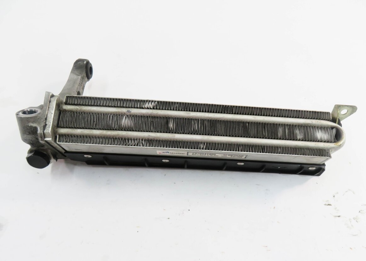 Thumbnail 2: 2006 BMW M6 ///M (E63) SMG TRANSMISSION OIL COOLER
