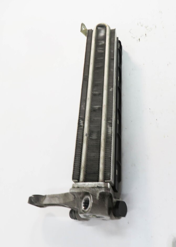 Thumbnail 3: 2006 BMW M6 ///M (E63) SMG TRANSMISSION OIL COOLER