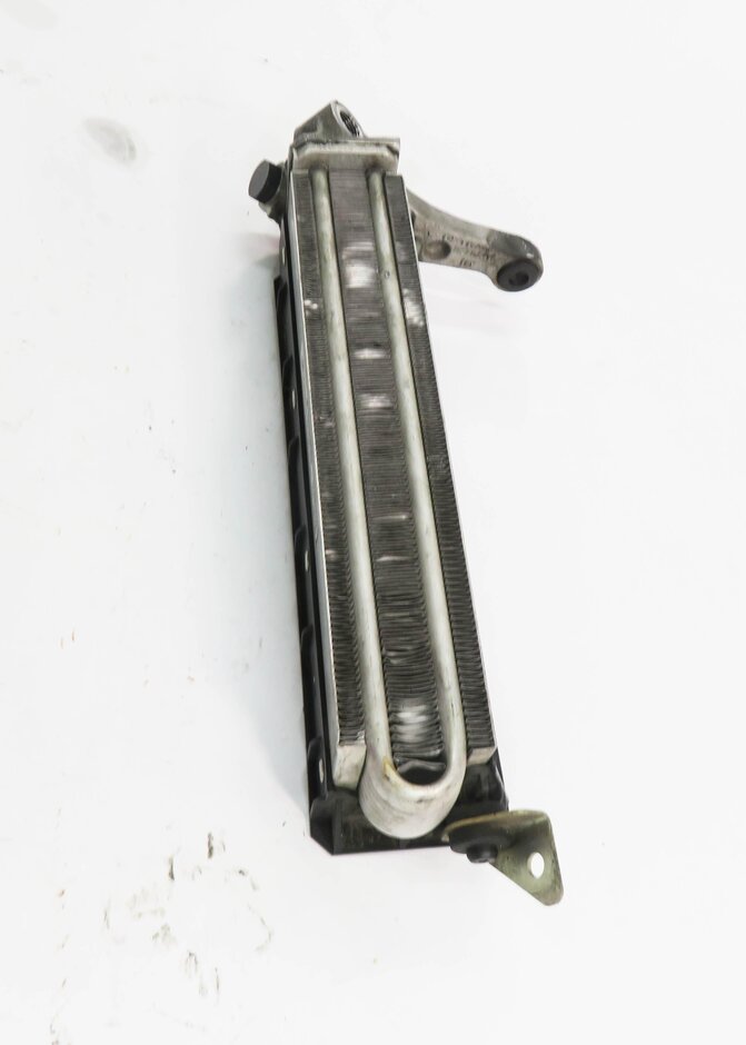 Thumbnail 4: 2006 BMW M6 ///M (E63) SMG TRANSMISSION OIL COOLER
