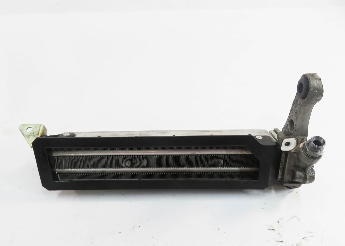 Thumbnail 6: 2006 BMW M6 ///M (E63) SMG TRANSMISSION OIL COOLER