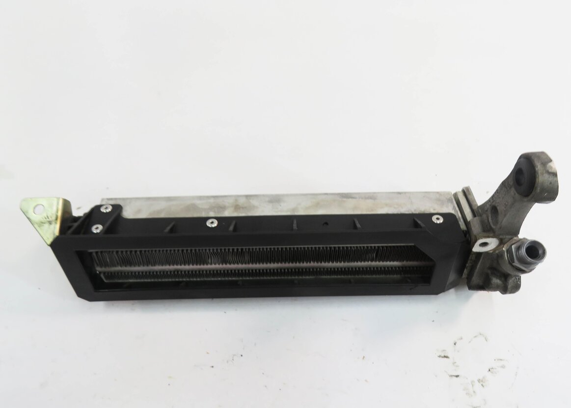 Thumbnail 7: 2006 BMW M6 ///M (E63) SMG TRANSMISSION OIL COOLER
