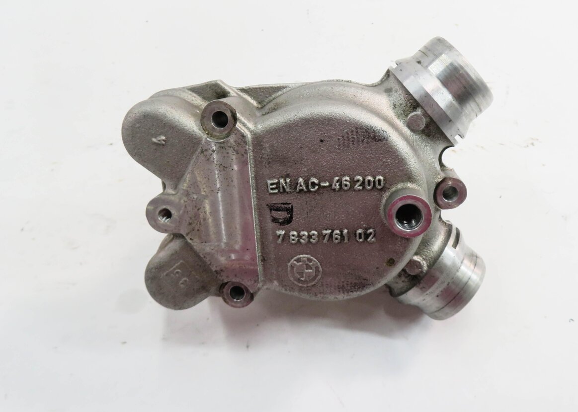 Thumbnail 6: 2006 BMW M6 ///M (E63) 5.0L S85 V10 ENGINE - THERMOSTAT HOUSING