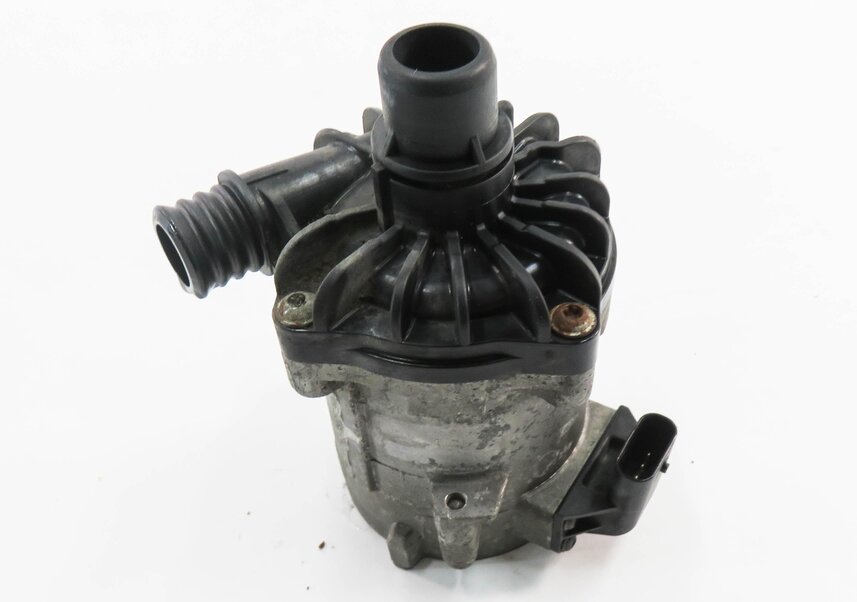Thumbnail 3: 2011 BMW 750i (F01) 4.4L N63 TWIN TURBO ENGINE - AUX AUXILIARY WATER PUMP