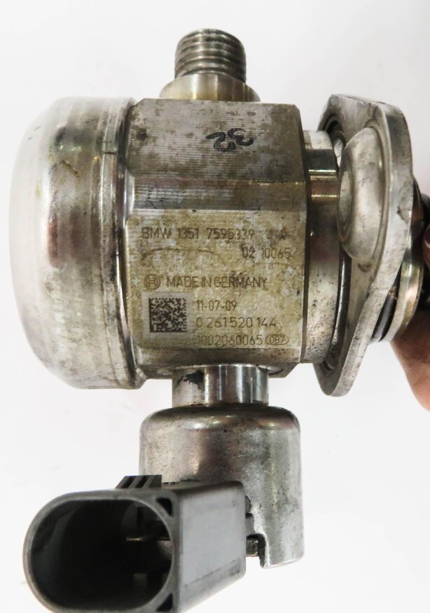 Thumbnail 8: 08-14 BMW 550i 650i 750i X5 X6 (F01 F10 E70 E71 E72) 4.4L - MECHANICAL FUEL PUMP