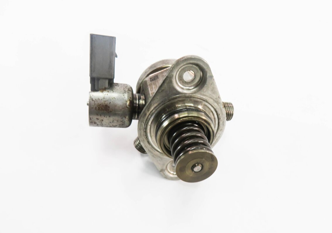 Thumbnail 6: 08-14 BMW 550i 650i 750i X5 X6 (F01 F10 E70 E71 E72) 4.4L - MECHANICAL FUEL PUMP