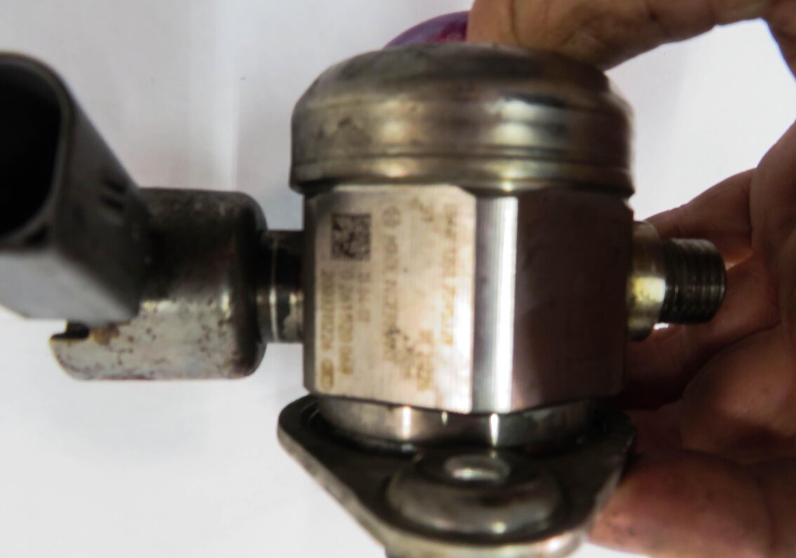 Thumbnail 9: 08-14 BMW 550i 650i 750i X5 X6 (F01 F10 E70 E71 E72) 4.4L - MECHANICAL FUEL PUMP