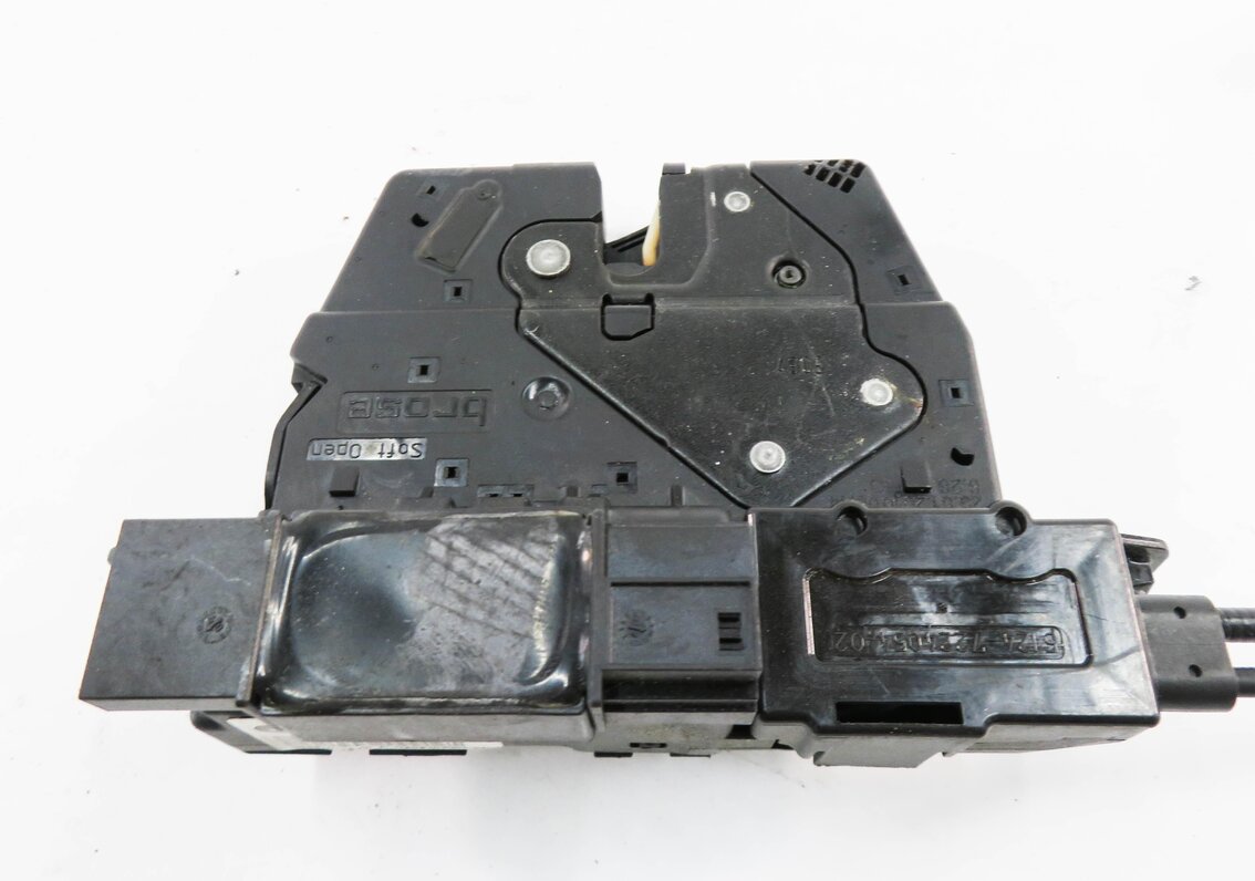 Thumbnail 6: 2011 BMW 750i (F01) REAR TRUNK LOCK LATCH ACTUATOR