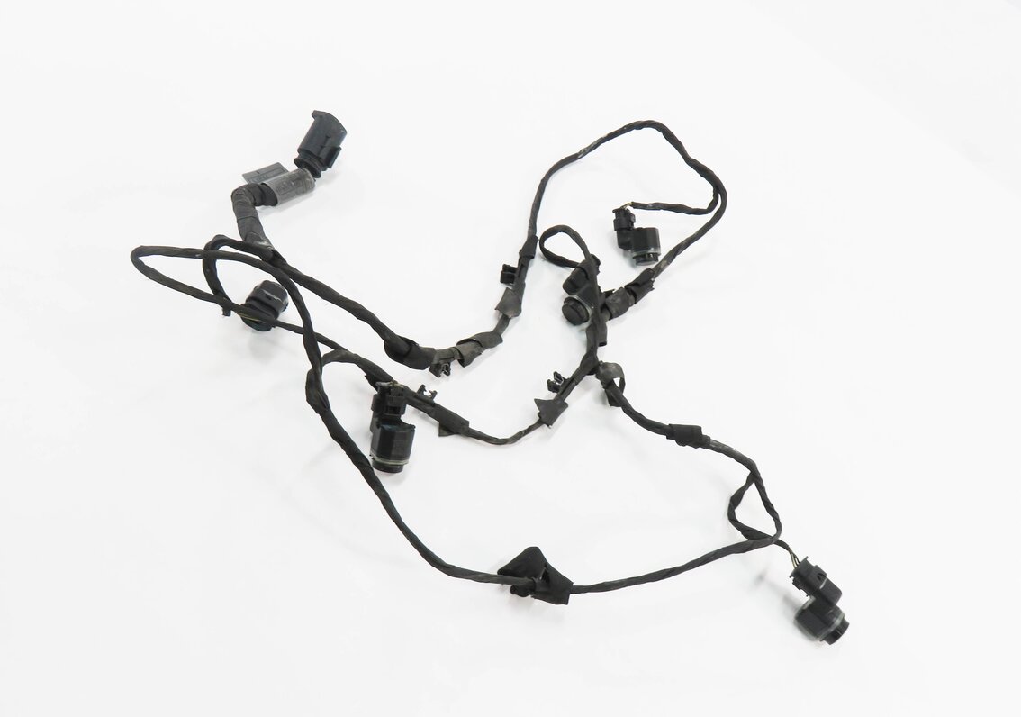 2011 BMW 750i (F01) FRONT PDC PARK DISTANCE SENSOR SET w/ HARNESS (BLACK 475)